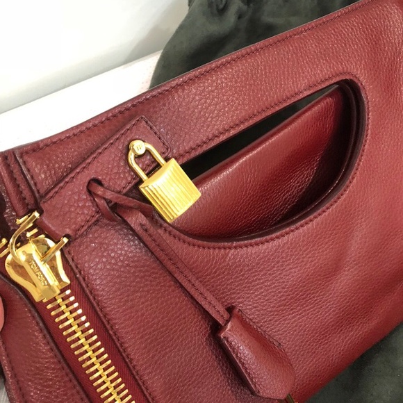 Tom Ford - Picture 2 of 8